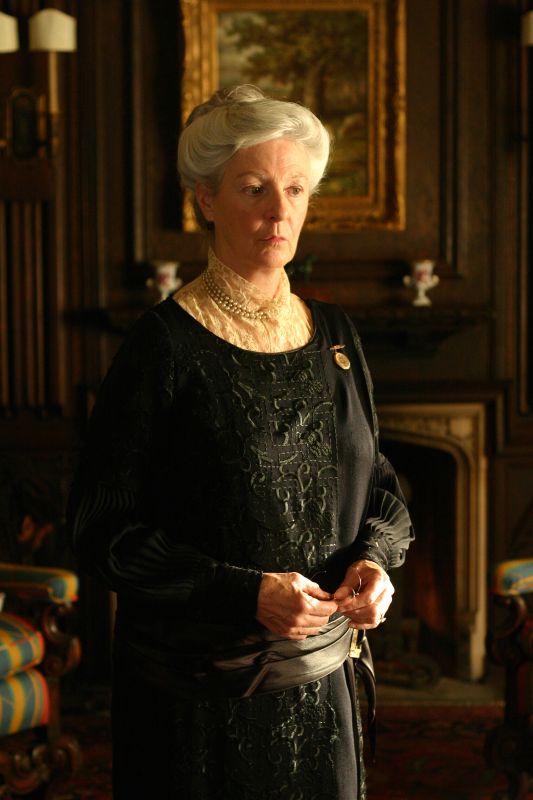 Warm Springs (2005) Joseph Sargent Synopsis, Characteristics, Moods